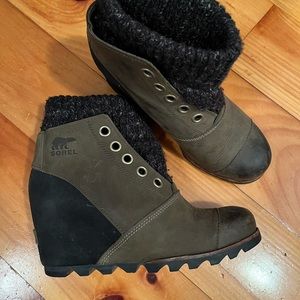 Sorel wedge booties